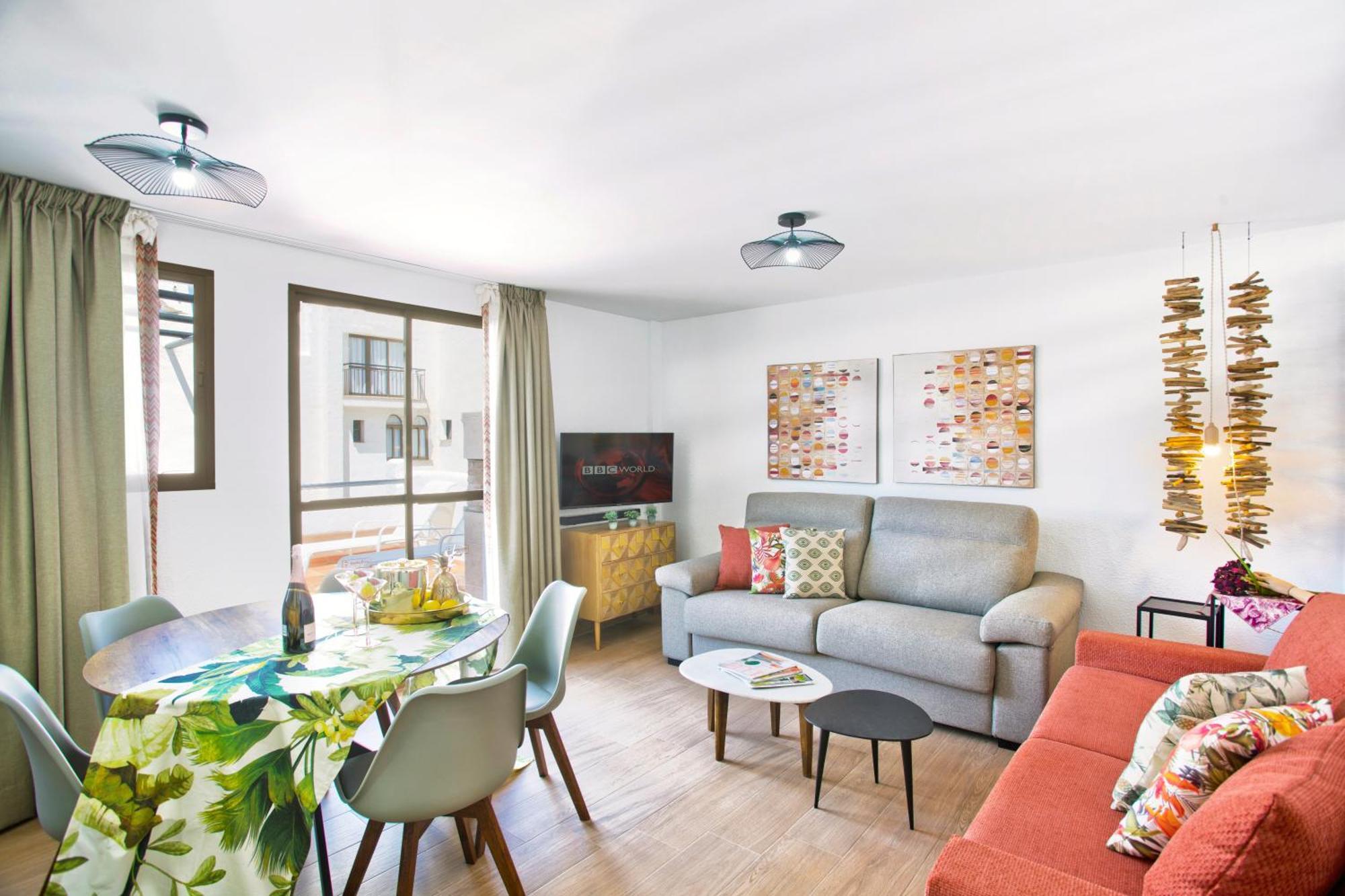 בנאלמדנה Pueblo Evita Premium Suites מראה חיצוני תמונה